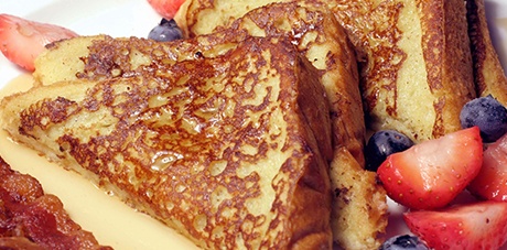 french toast and fruit